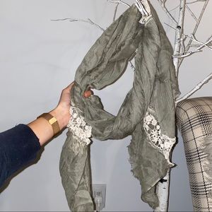 Charming Charlie scarf